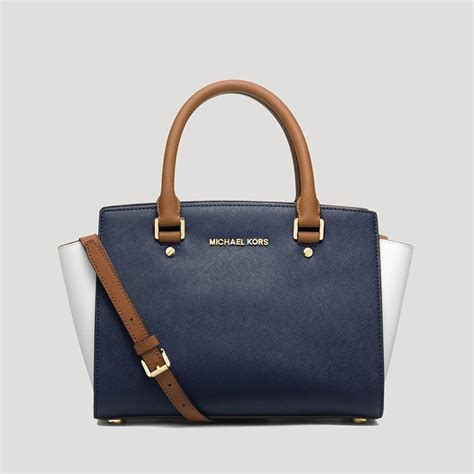 michael kors navy selma medium|Michael Kors selma saffiano.